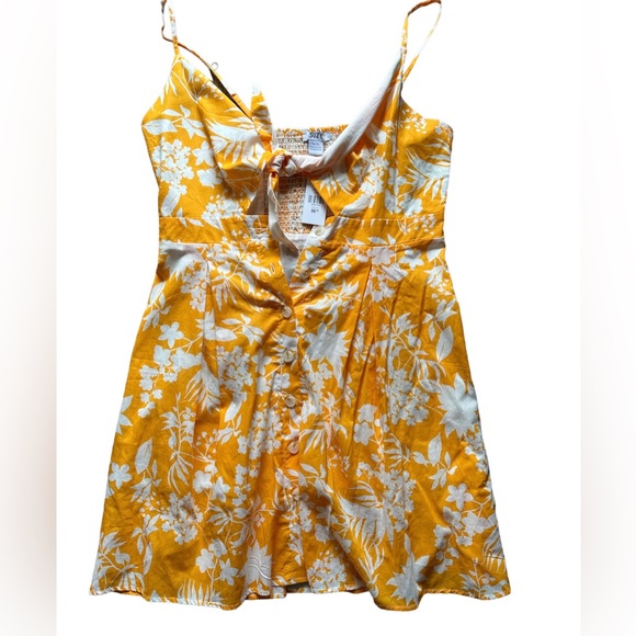 BNWT Suzy shier yellow flower dress - Picture 2 of 4